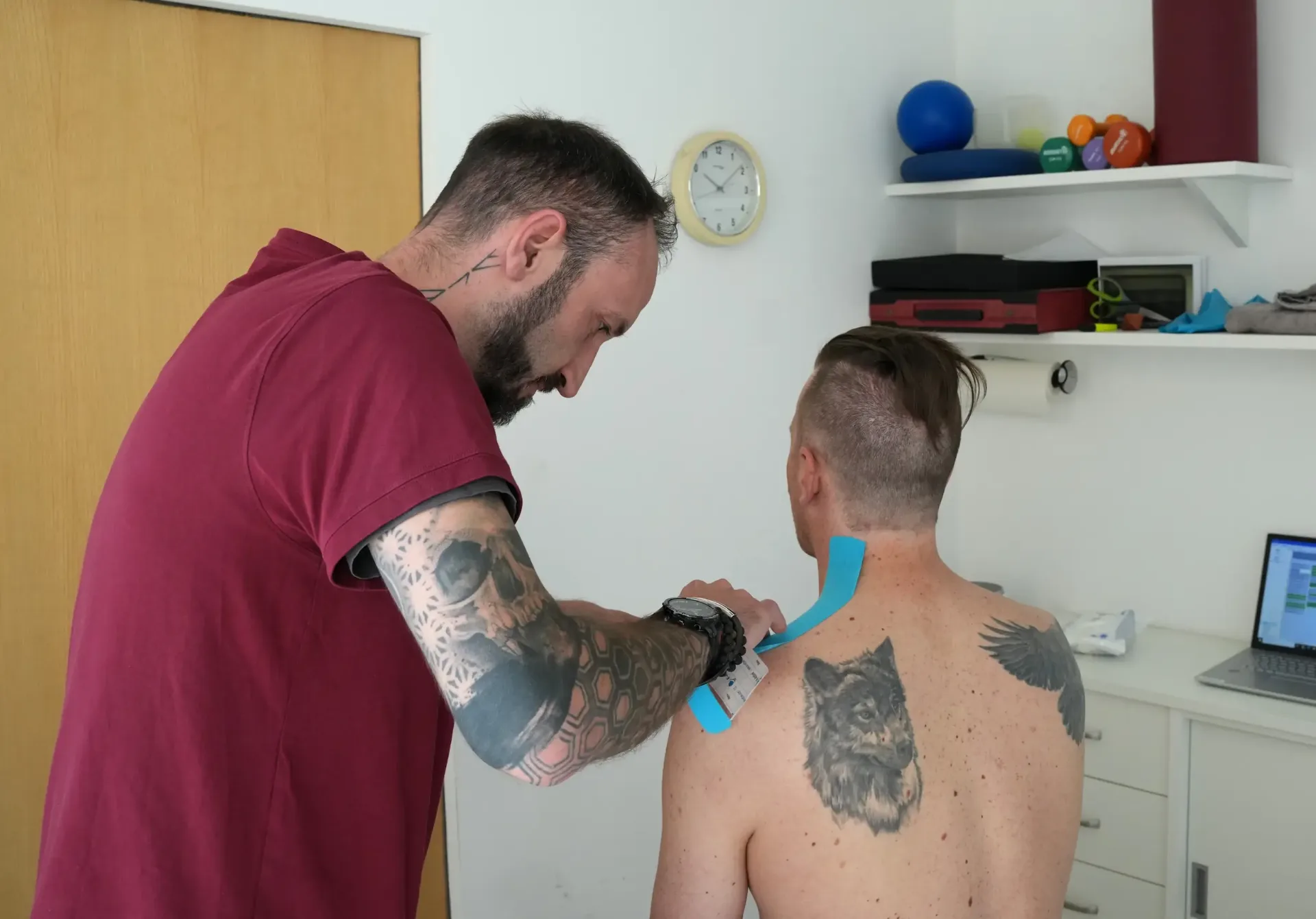 Kinesiotape, Therapiezentrum Dr. Riedhart, Wörgl, Tirol, Dr. Thomas Riedhart, Wörgl Tirol